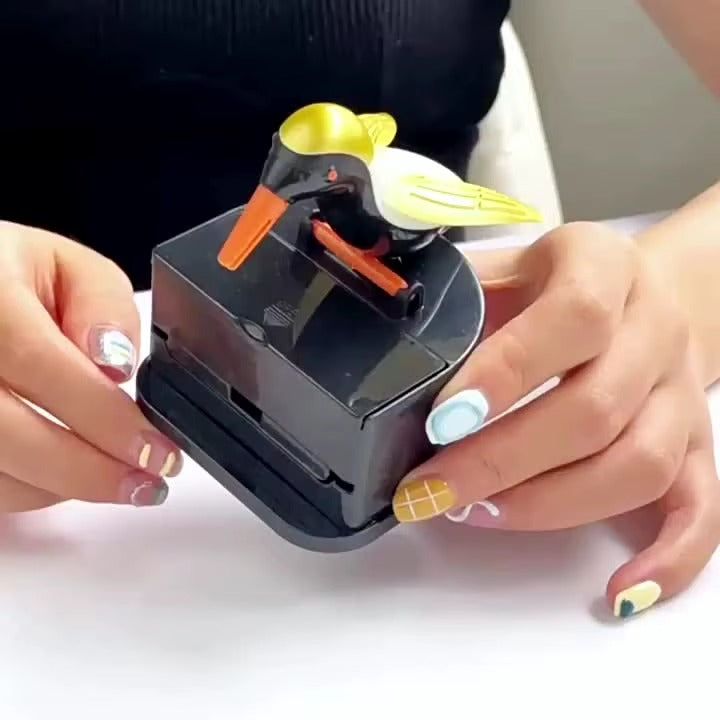 Little bird toothpick dispenser